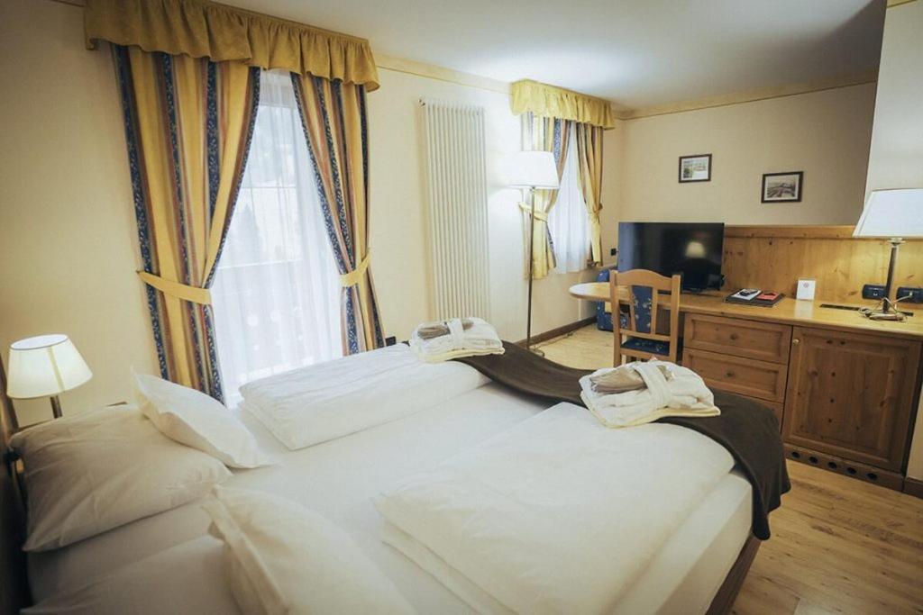 Hotel Al Parco Moena Ngoại thất bức ảnh